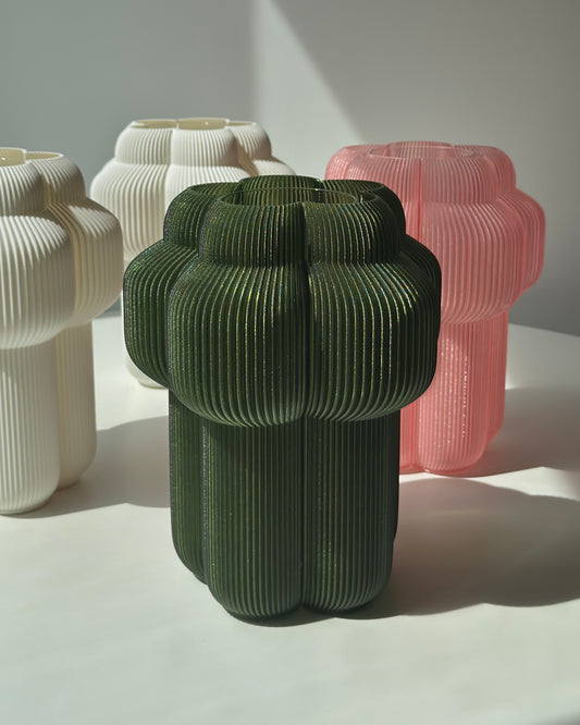Petulia Vase M Olivine