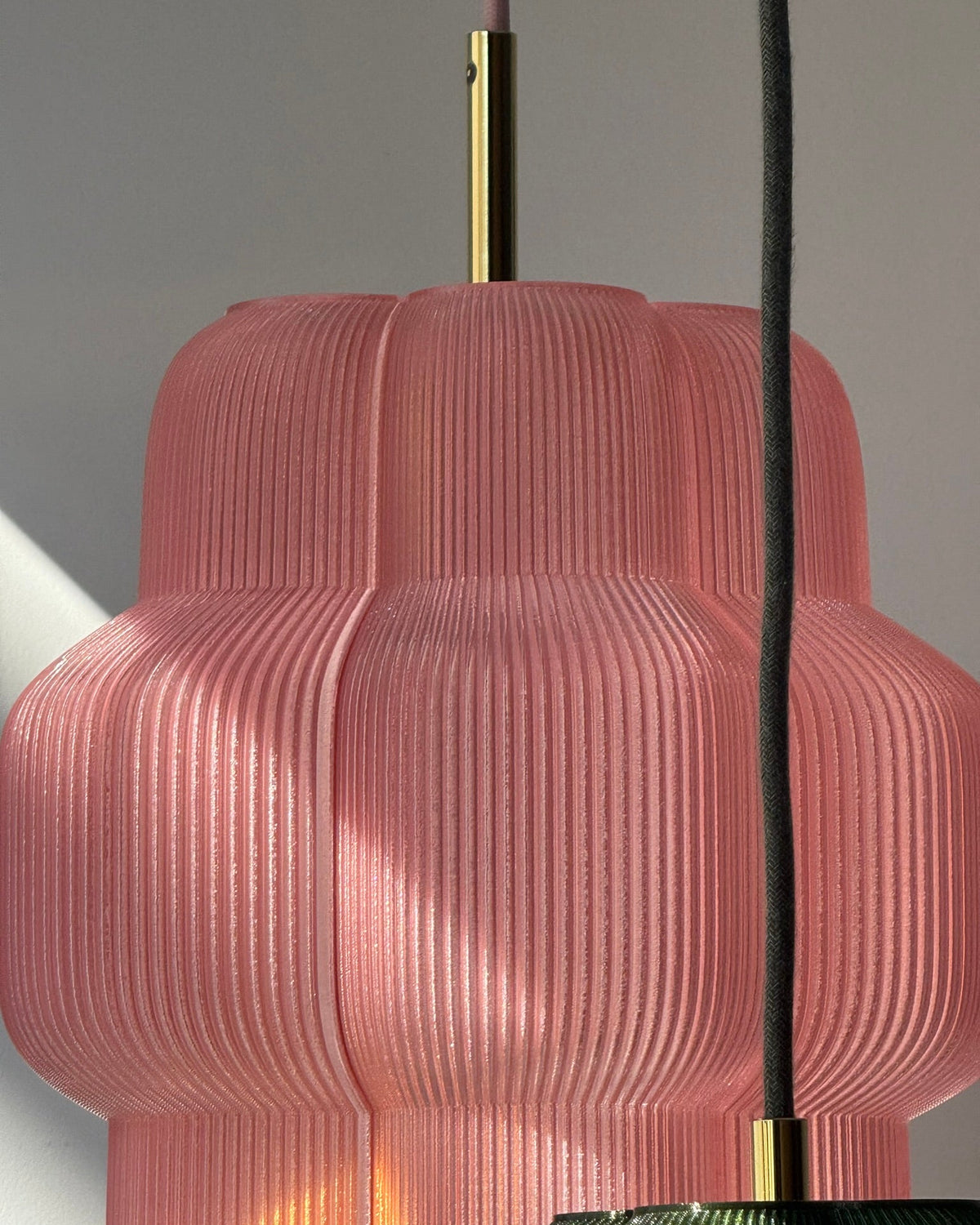Petulia M − Pink Taffy